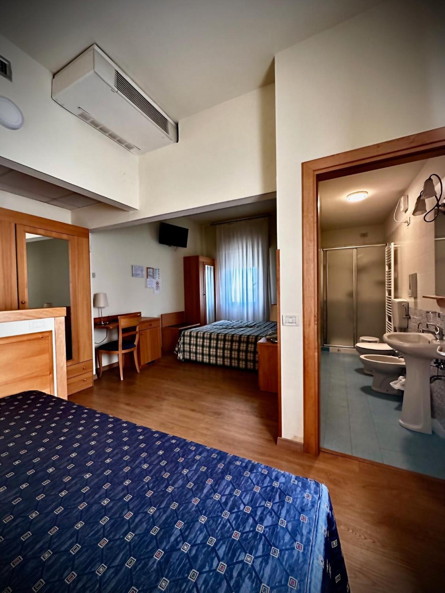 Hotel Ponte Molo بورتو تولي المظهر الخارجي الصورة